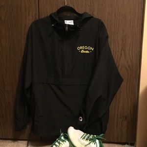 Champion brand Oregon Ducks quarter zip windbreake
